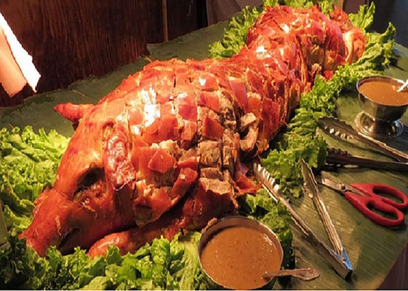 Lợn quay Lechon là món ăn nổi tiếng tại Cebu